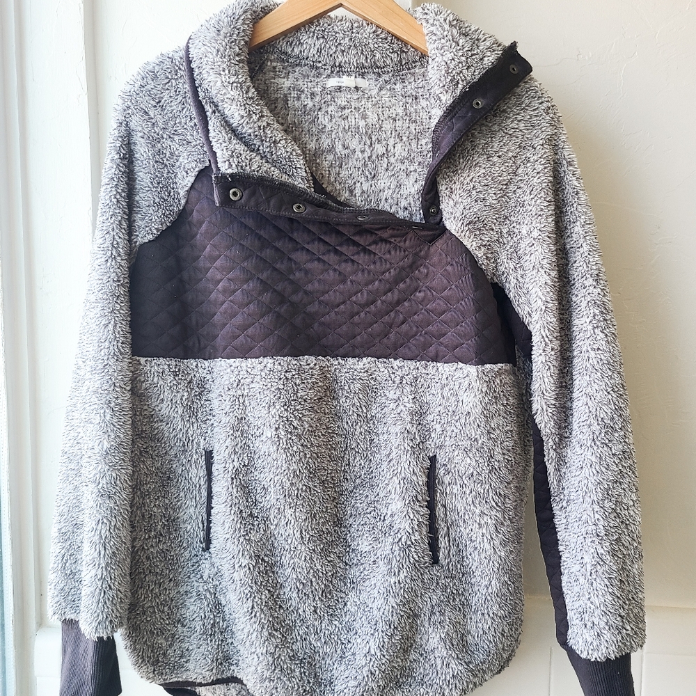 Asymmetrical Snap Up Faux Fur Block Sweater